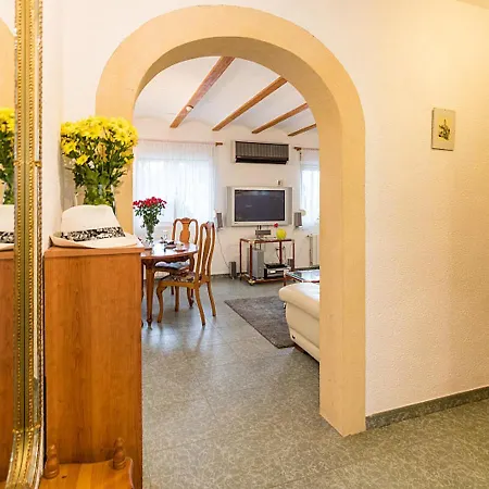 Villa Denia, 4 Dormitorios, 8 Personas - Es-262-27 *