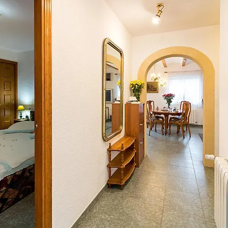 Denia, 4 Dormitorios, 8 Personas - Es-262-27 Dénia